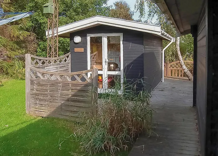 Hybenvaenget Vi *
